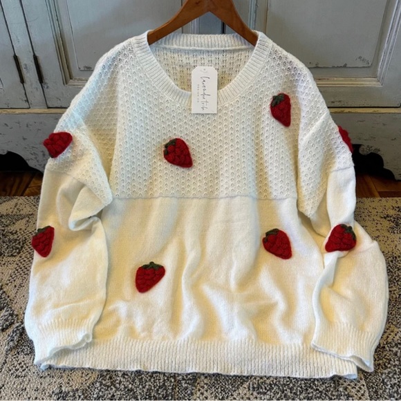 New Farmers Market Strawberry Embroidered  Crochet White Knit Sweater Top - Picture 6 of 9
